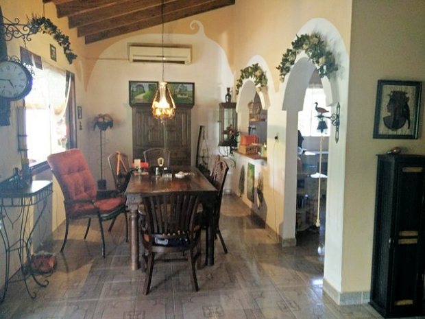 Essbereich und Kche vom Wohnhaus