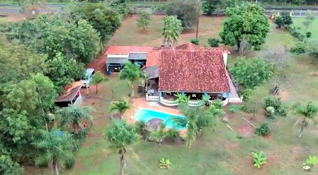 Ferienhaus mit Pool in Caacupe Cordillera