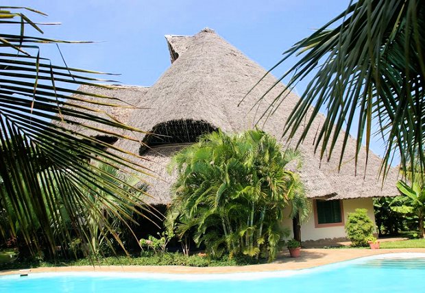 Wohnhaus in Galu Beach Kenia zum Kaufen