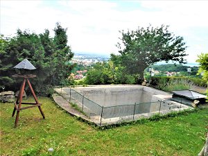 Pool vom Wohnhaus
