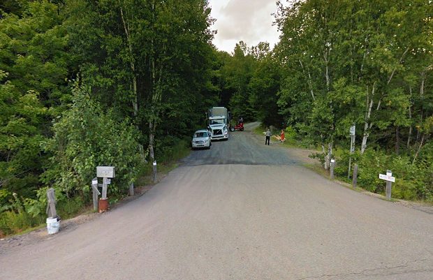 Strae zum Seegrundstck bei Huntsville Muskoka Ontario Kanada