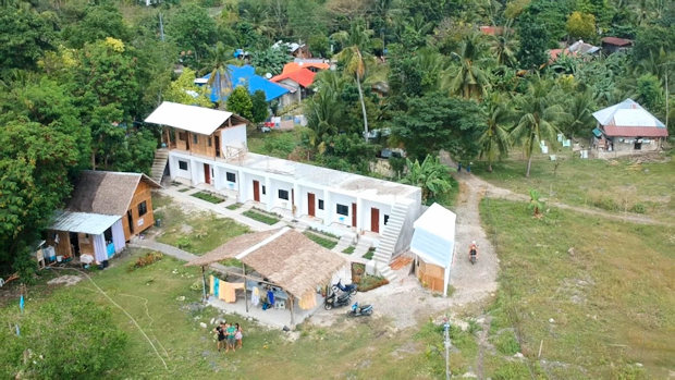 Pension Hotel in der Bauphase bei Moalboal Cebu Pension Hotel in der Bauphase bei Moalboal Cebu