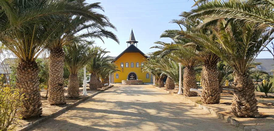 Weg im Ferienhof bei Swakopmund
