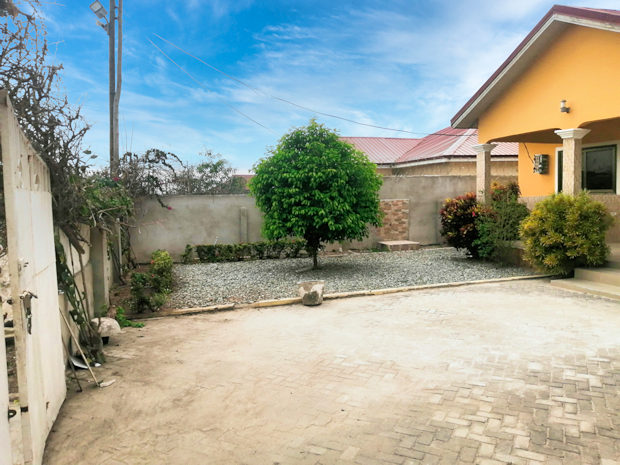 Innenhof vom Wohnhaus in Kasoa Ghana