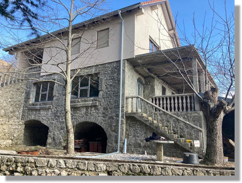 Haus nah dem Meer in Budva Brajici Montenegro zum Kaufen