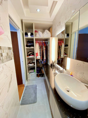 Bad vom Einfamilienhaus der Philippinen