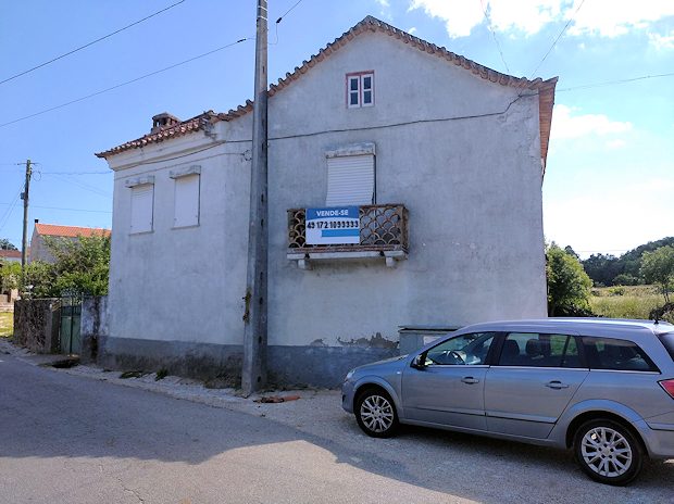 Ausbauhaus in Portugal zum Kaufen