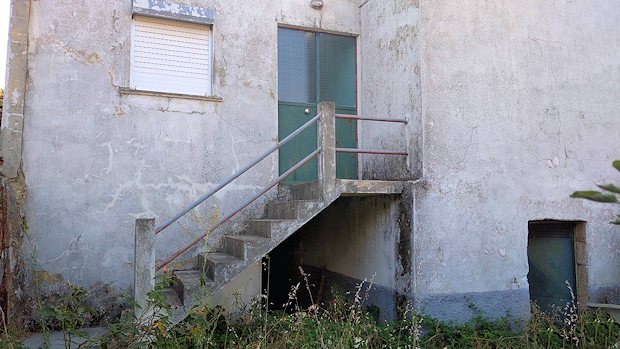 EDingang zum Ausbauhaus