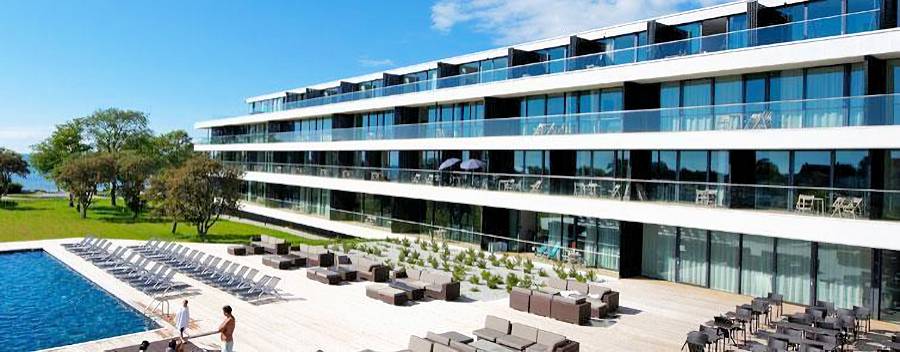 mögliches Hotel mit Pool auf dem Grundstück mögliches Hotel mit Pool auf dem Grundstück