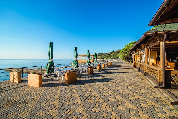 Promenade vom Ferienresort auf der Krym