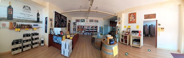 Verkaufsraum der Weinfabrik