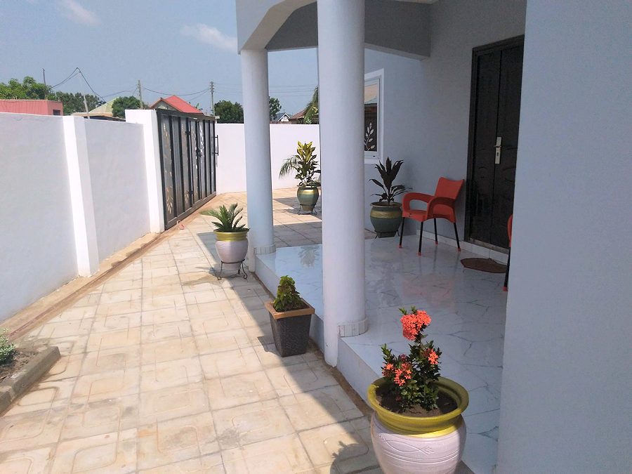 Eingangsbereich vom Einfamilienhaus in New Legon Accra