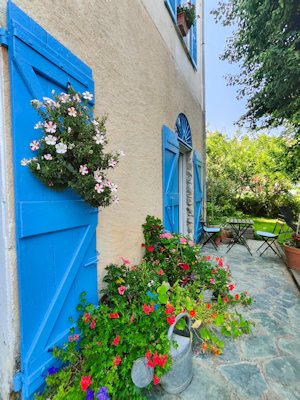 Apartmenthaus auf Korsika zum Kaufen