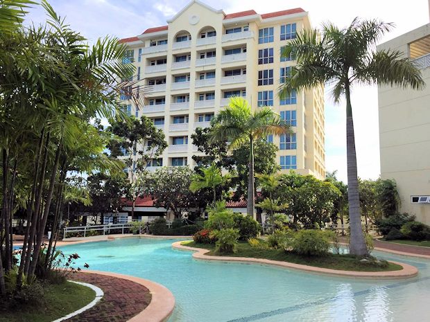 Pool Bereich vom Apartmenthaus in Mactan
