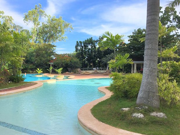 Pool vom Apartmenthaus