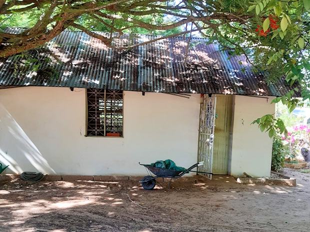 G�stehaus auf dem gro�en Grundst�ck in Kilifi Kenia