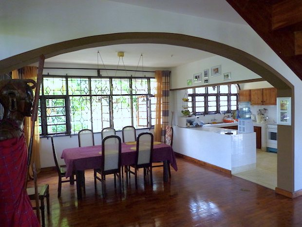 Essbereich und Kche im Wohnhaus