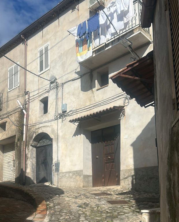 historisches Haus in Ciro Kalabrien Italien zum Kaufen