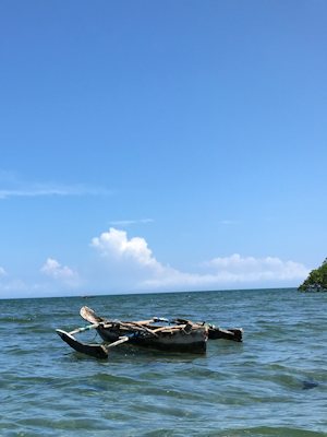 die Yacht vom Haus zum Angeln