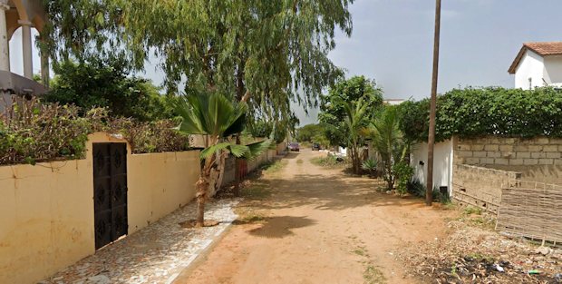 Weg zum Grundst�ck in Saly Mbour Senegal