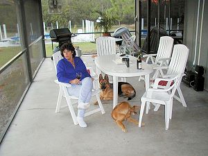 Terrasse vom Wohnhaus