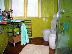 Gste-Bad vom Einfamilienhaus in Sirtori Italien