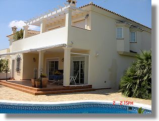 Villa mit Pool am Golfplatz bei Murcia Spanien