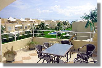 Villa mit Dachterrasse bei Acapulco Mexiko