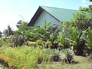 G�stehaus auf dem Grundst�ck bei Calapan Mindoro