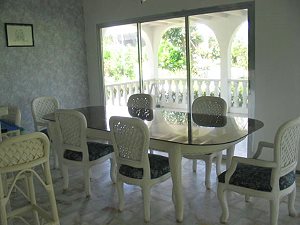 Wohnbereich vom Haus bei Calapan Mindoro