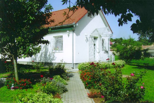 Gstehaus vom Herrenhaus in Dombovar Ungarn