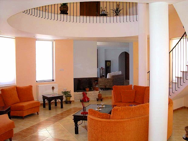 Wohnbereich der Villa auf Zypern bei Peristerona