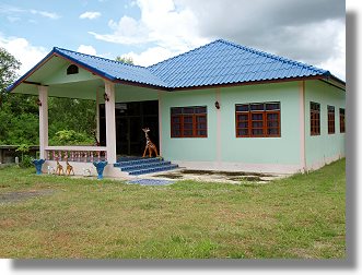 Bungalow Einfamilienhaus Ferienhaus in Baan Posi bei Nong Bua Lamphu Thailand zum Kaufen