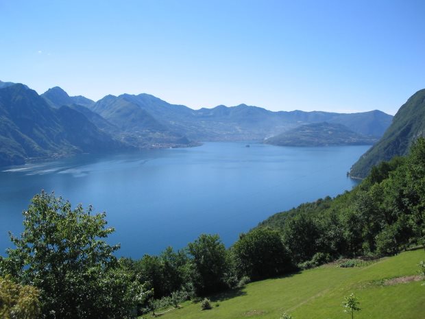 Ausblick der Villa auf den Lago d'Iseo