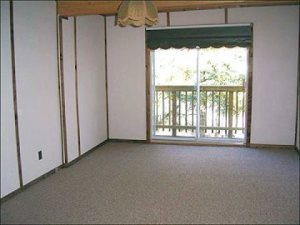 Zimmer mit Balkon vom Einfamilienhaus Zimmer mit Balkon vom Einfamilienhaus