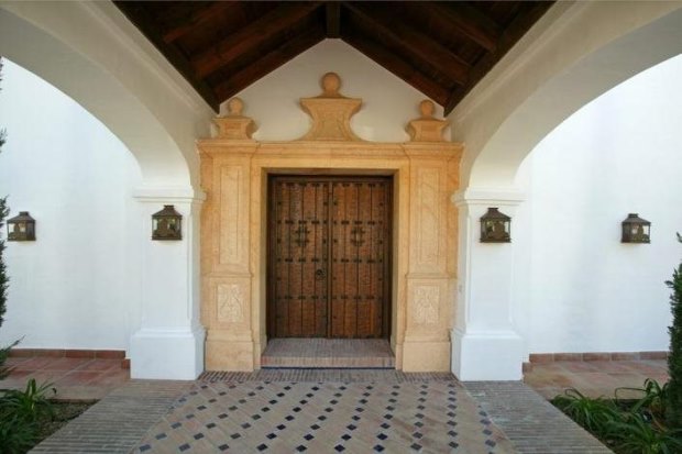 Eingang der Villa