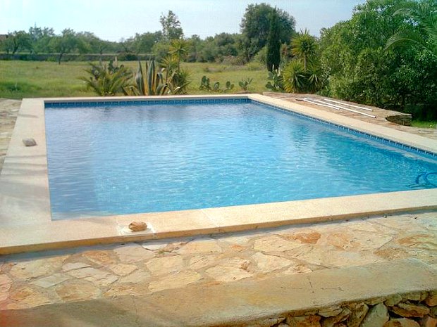 Pool der Finca