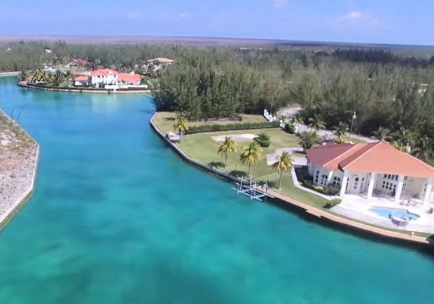 Nachbarschaft vom Baugrundstck Kanalgrundstck auf Grand Bahama