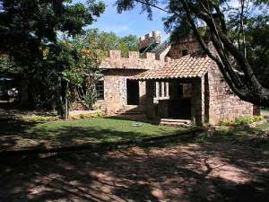 Burg der Hotelanlage