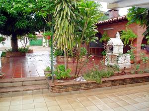 Grundstck vom Wohnhaus in Asuncion