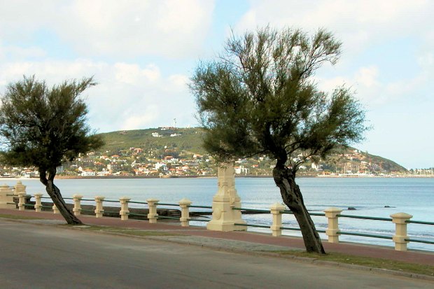 Jaureguiberry in Uruguay