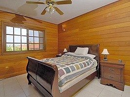 Schlafzimmer vom Wohnhaus