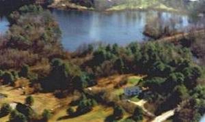 Einfamilienhaus am Fluss bei Durham im Strafford County