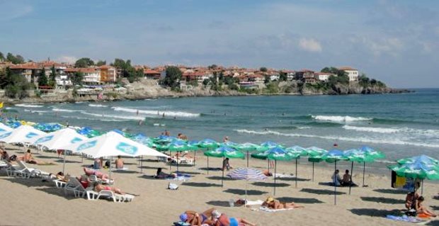 Strand vor den Apartments