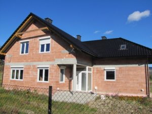 Seitenansicht vom Wohnhaus Seitenansicht vom Wohnhaus