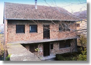 Zweifamilienhaus Ausbauhaus in Indija Srem Serbien