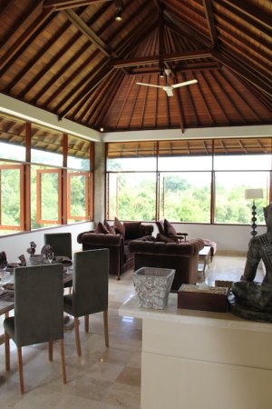 Wohnbereich der Villa