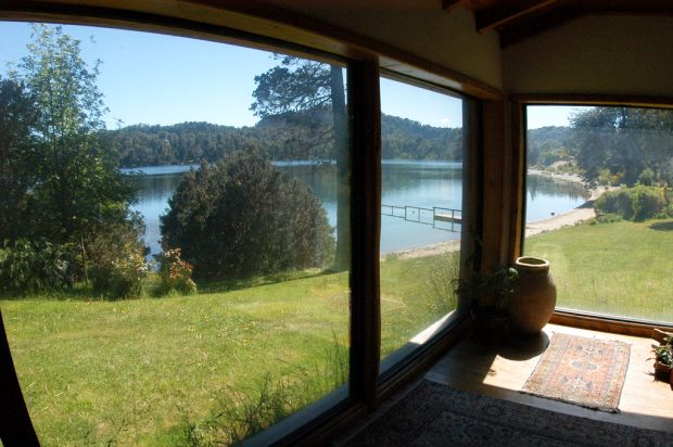 Villa mit Blick zum Lago Moreno in Argentinien