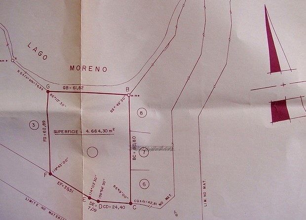 Grundst�ck der Villa am See in Argentinien