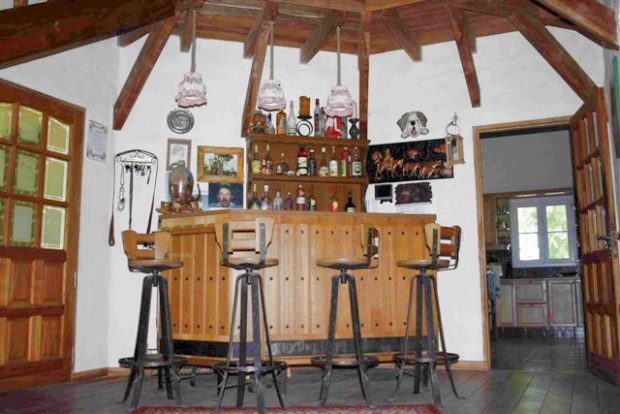 Bar im Einfamilienhaus